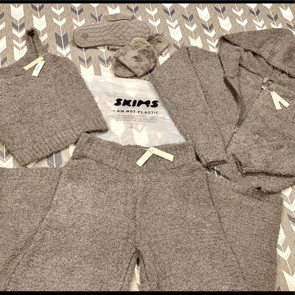Skims Cozy Collection Set in Color Smoke SOLD OUT